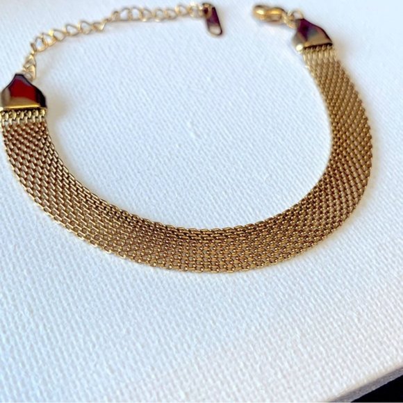18K Gold Plated Vintage Mesh Link Bracelet - Picture 9 of 13